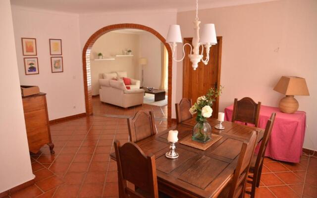 Break Holidays House