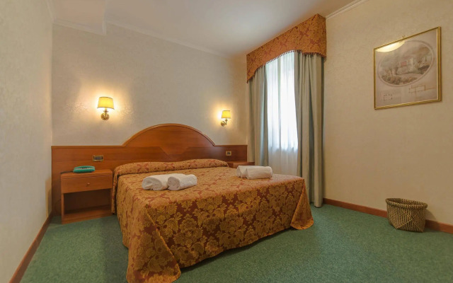 Hotel Columbus