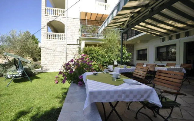 Garni Hotel Bokeška Noć