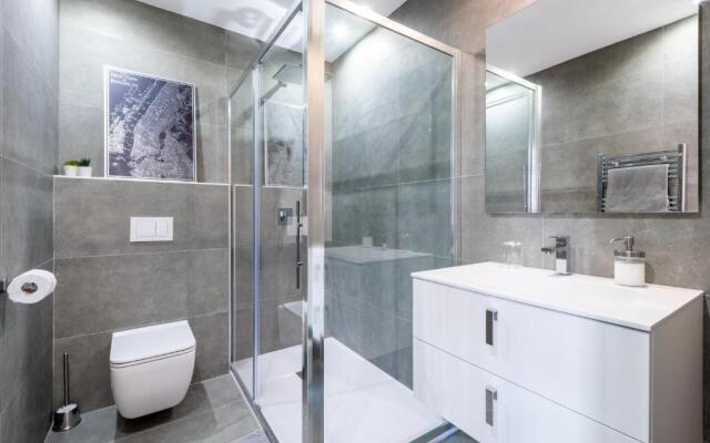 SMARTBNB - 2 pièces Moderne - Mezzanine - Emplacement Central