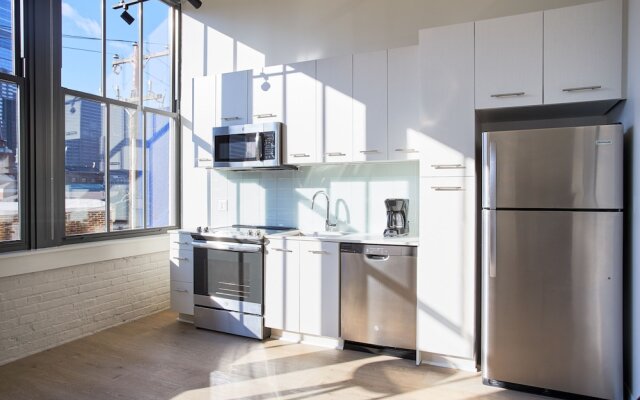 Contemporary Museum District Suites by Sonder