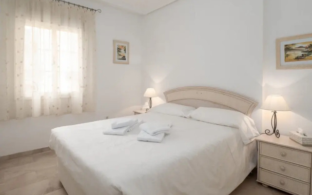 5002-Hermoso bajo con jardin!