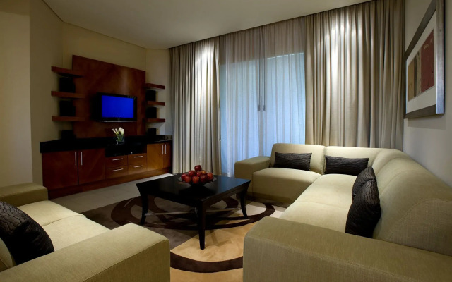 Shangri-La Hotel Apartments Qaryat Al Beri