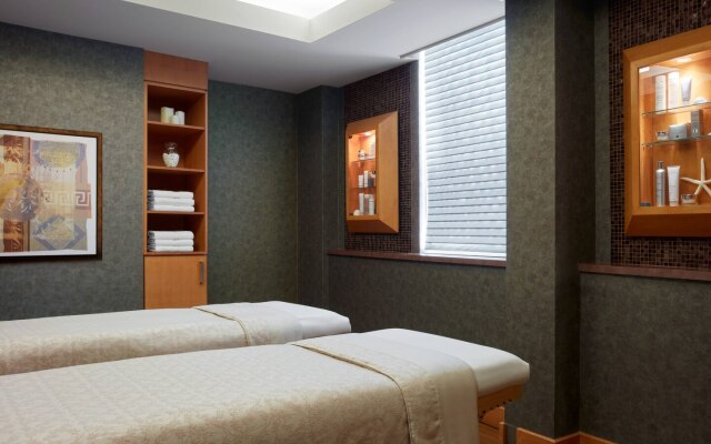 Marriott Niagara Falls Fallsview Hotel & Spa