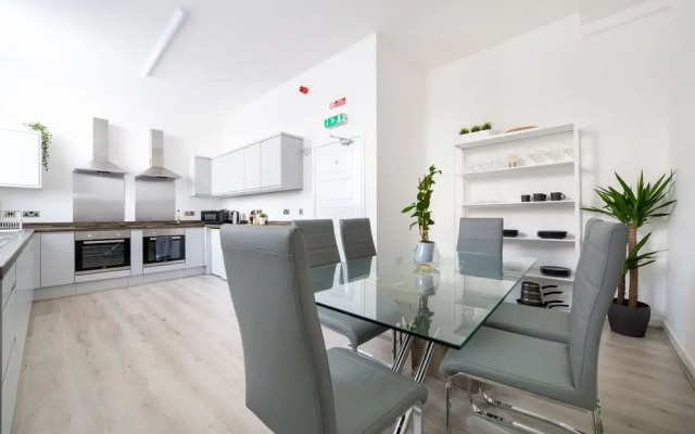 Oddfellows 5 Ensuite Double Room