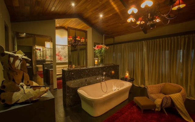Stone House Suites Kandy
