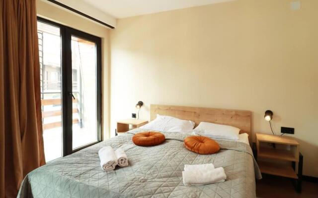 Stylish Apartment in Marshall