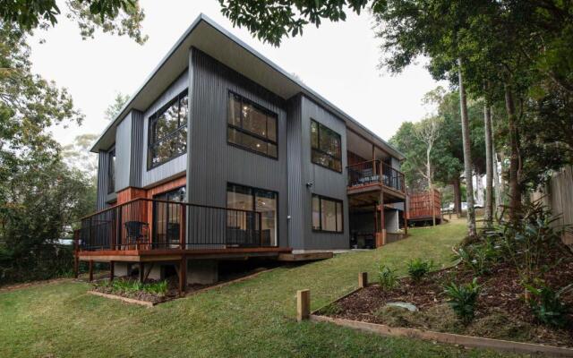 Springbrook25 Pet friendly House