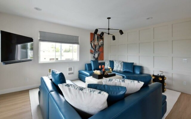 Luxury Cardiff By-the-sea Ocean View Penthouse