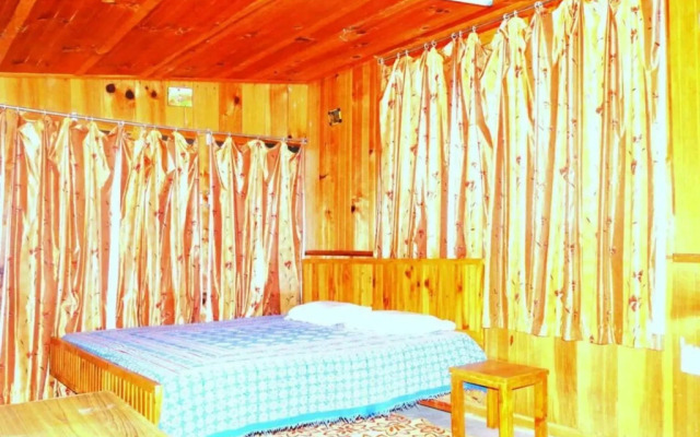 Tirthan Holidays Camp & Cottages