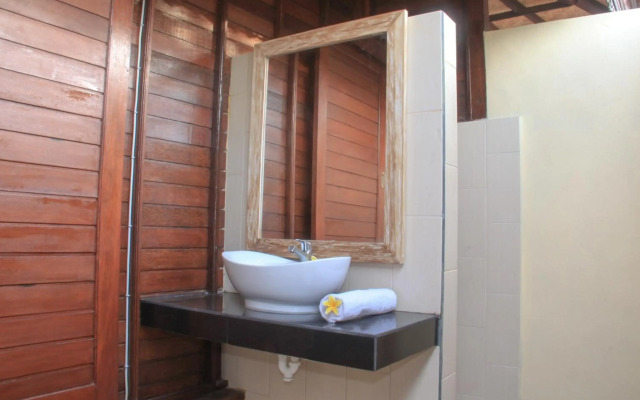 Dinatah Lembongan Villas