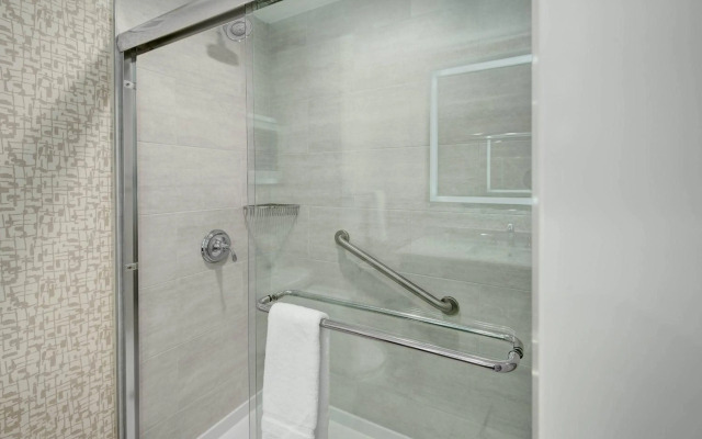 Sheraton Eatontown Hotel