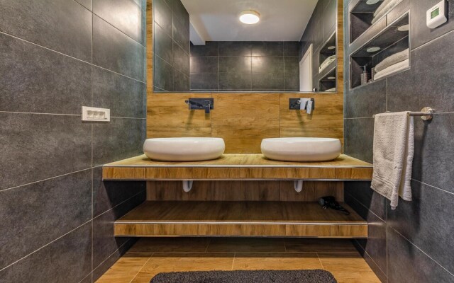 Beautiful Home in Medulin With Wifi and 1 Bedrooms