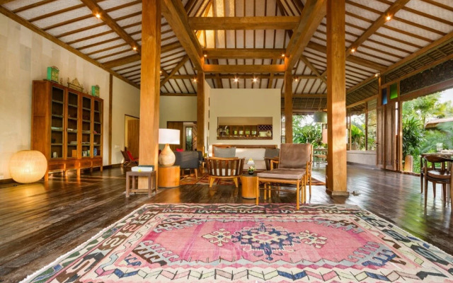 Villa Desa Roro Dua by Villa Finder