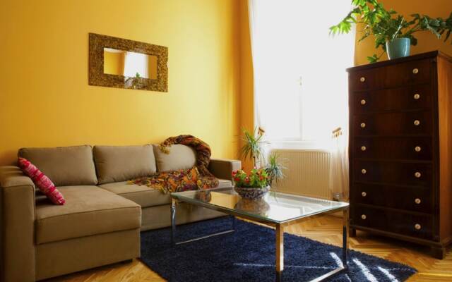 Bouillon Apartment