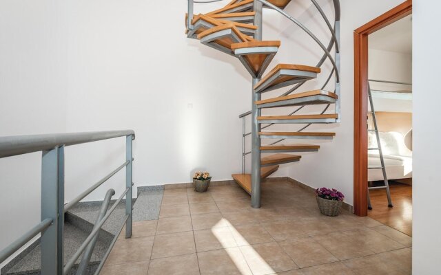 Stunning Home in Jadrija With Wifi and 4 Bedrooms