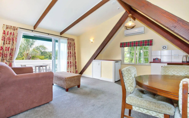 Warkworth Lodge
