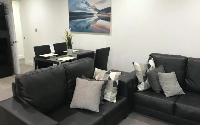 2BR Apartment in the heart of Exeter