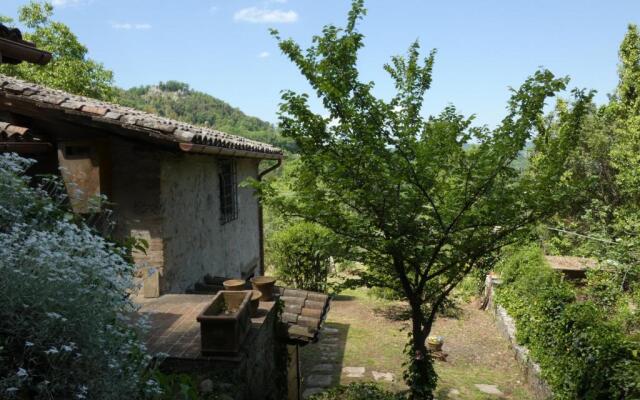 SCAPPO IN UMBRIA, Casale Nicoletta