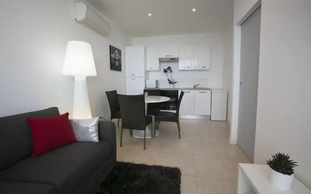 Hotel & Appartements Le Grand Large bord de mer