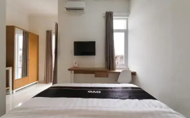 Super OYO Collection O 90023 Damar Kusumo Guest House