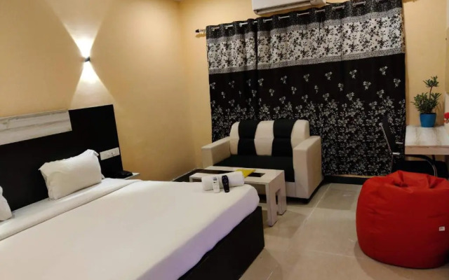 Hotel Ishwarya Grand