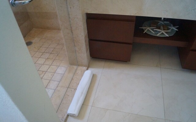 Romantic Zone V399 2 Bedroom