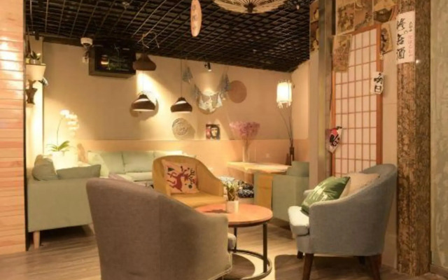 Changqiu International Youth Hostel (Shanghai Hongqiao International Exhibition Center)