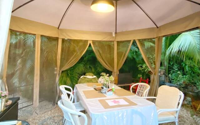 Green Oasis Hotel