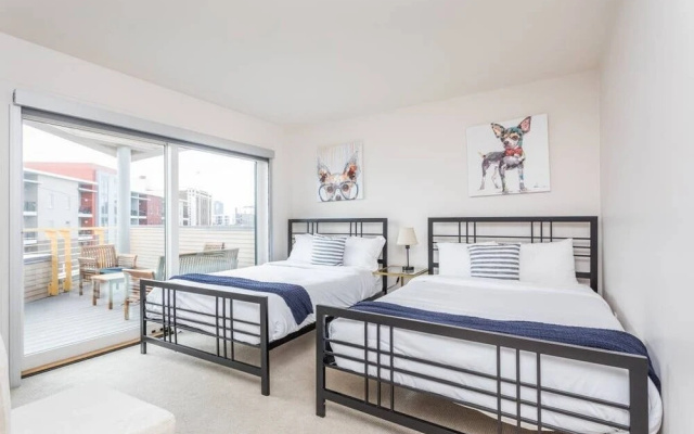 TWO Modern Penthouses on Mass by CozySuites