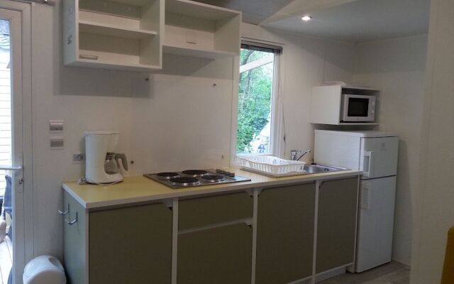 Camping Du Pont D'Avignon