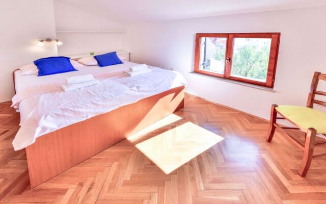 Apartment Damir Tampere 32379