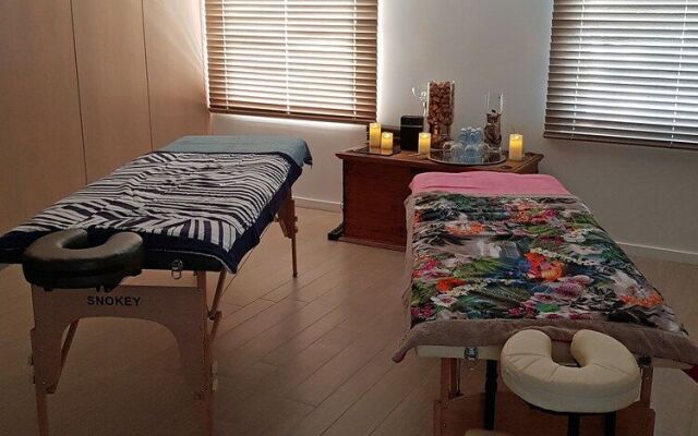 akemi b&b