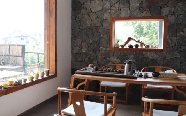 Floral Hangzhou Shexin Valley Guesthouse