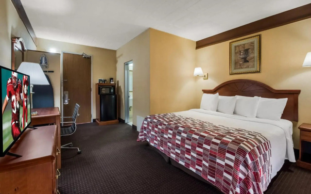 Red Roof Inn & Suites Newark - University