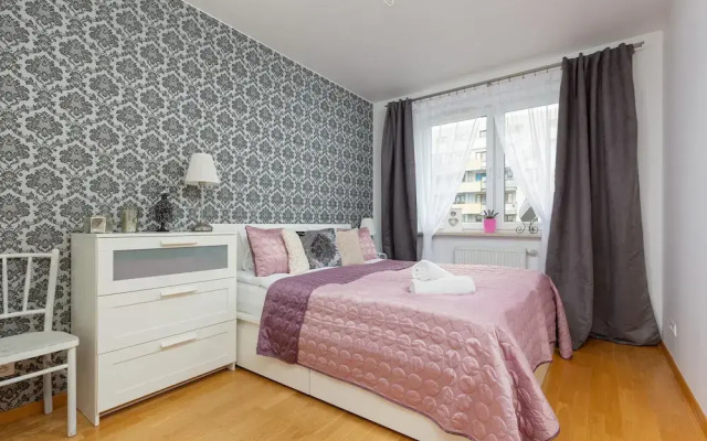 Apartment Skoroszewska Warsaw by Renters