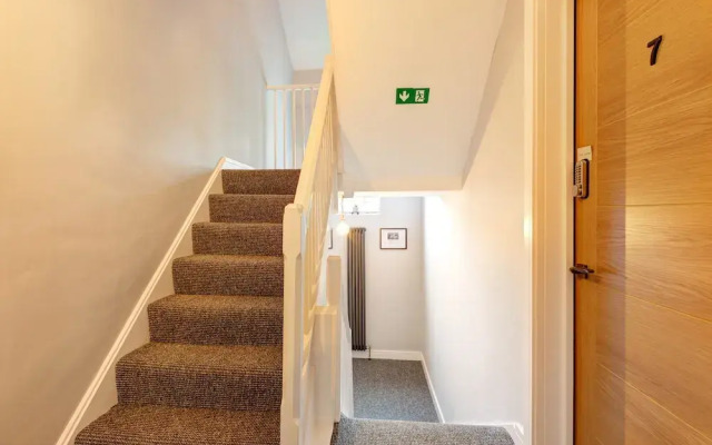 Morton Guest House