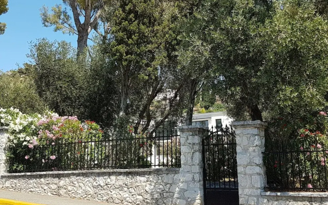Hôtel Particulier Cassis Parking gratuit Piscine chauffée