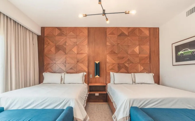 4 BR Penthouse at Aquamarina