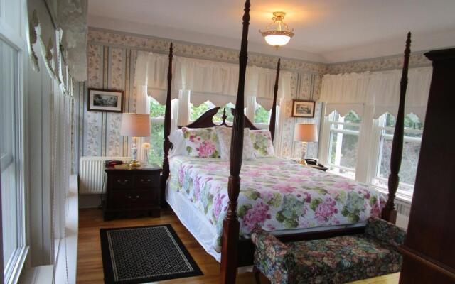 The Dawson House Bed & Breakfast