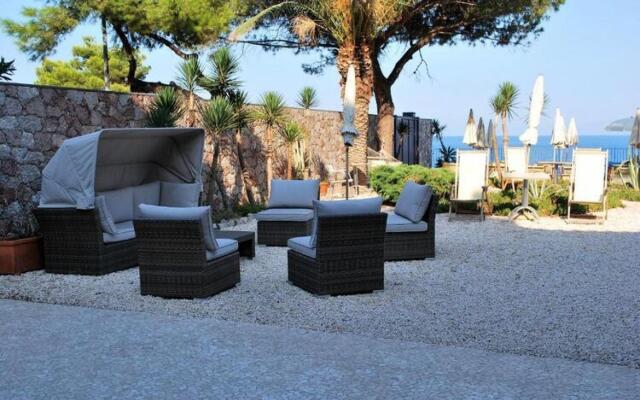 Studio in Villa Oasis Residence in Taormina