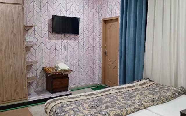 New Pak Hotel