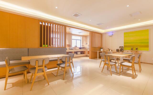 Ji Hotel Wuhan Hankou Railway Station Square