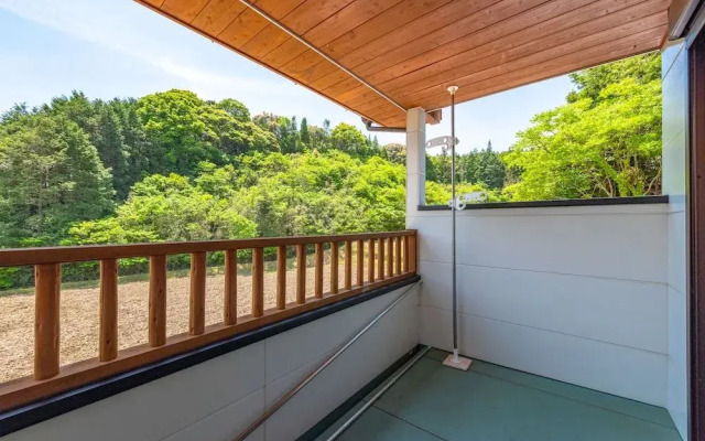 Share Creative&Bed 'adonoan'