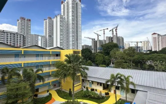 COMMUNE @ Henderson – Outside – Singapore