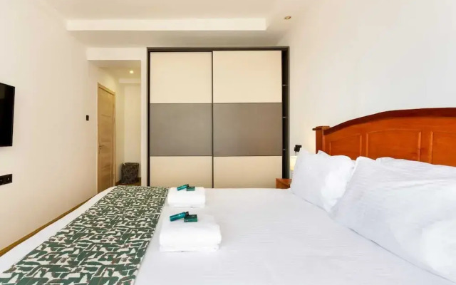 Stay.Plus Urban Oasis Apartment