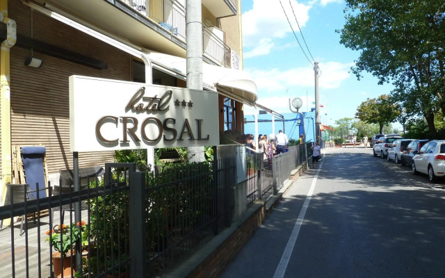 Crosal