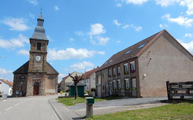 Elegant Holiday Home in Saint Louis With Garden