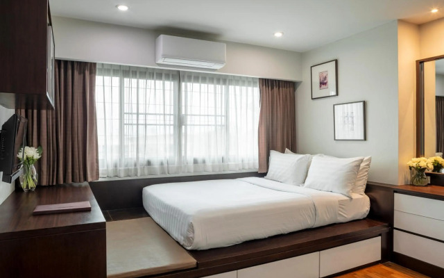 The Grand Napat