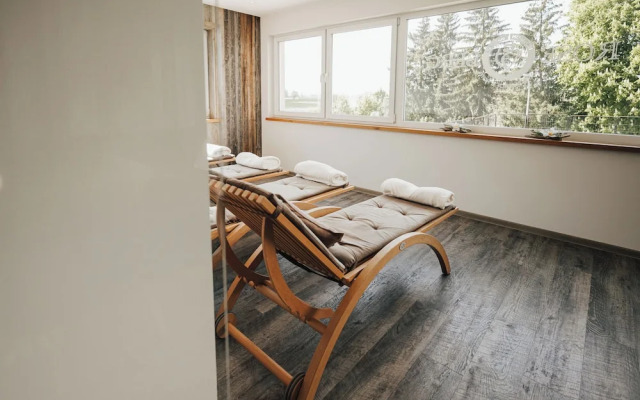 Landgasthof & Land-gut-Hotel Zur Rose